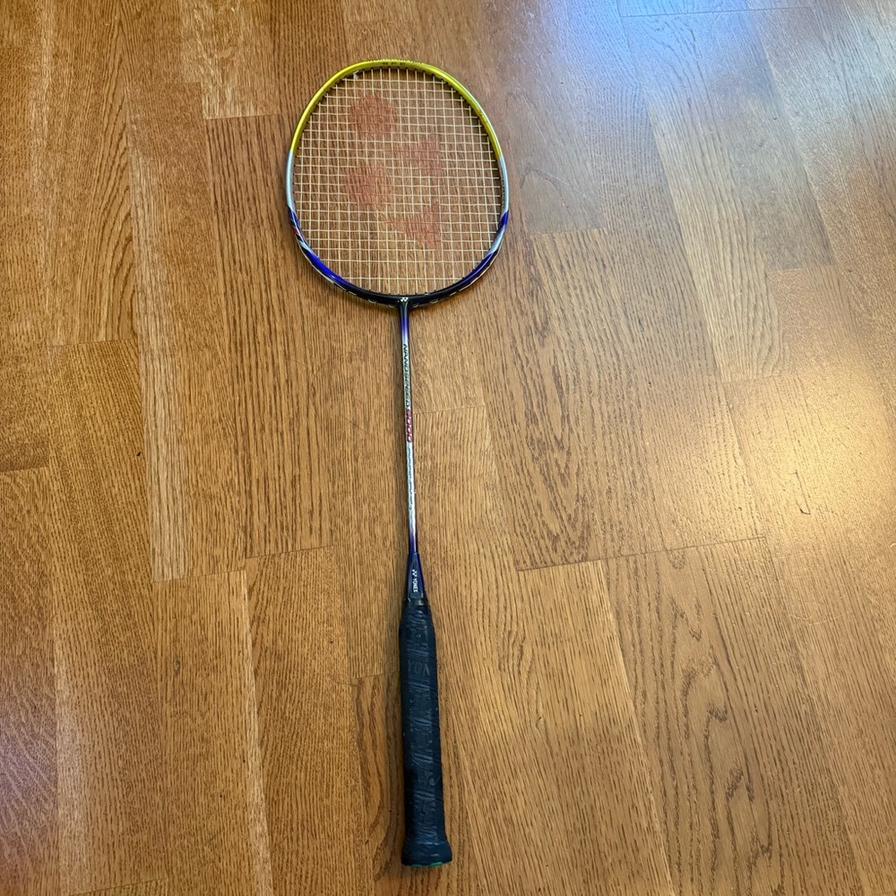 Yonex NanoSpeed 9000 Badminton Racket With Cover Set - Picture 2 of 11